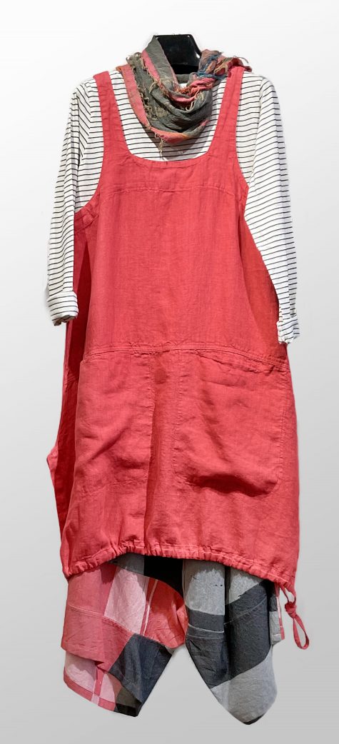 Motion 100% linen pinafore, over a Motion striped knit tee, and Tamaki Niime 100% cotton drop-rise pants. Paired with a Tamaki Niime 100% cotton scarf.